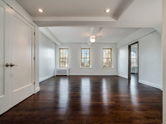 Studio at 24 Fifth Avenue