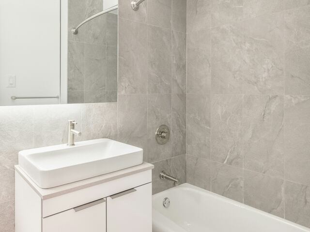2-Bedroom at Kips Bay Court : 520 Second Ave