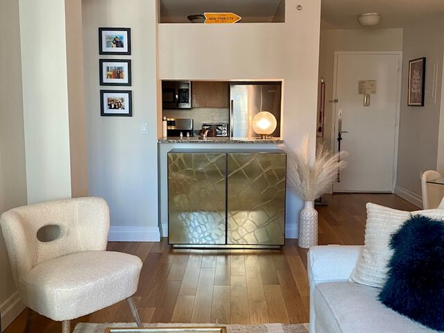 1-Bedroom at The Capitol
