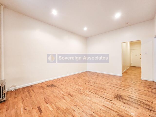 1-Bedroom at 2 Pinehurst Avenue