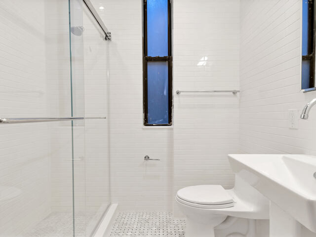 1-Bedroom at 121 Madison Avenue