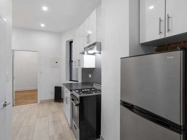 2-Bedroom at 9 Stanton Street