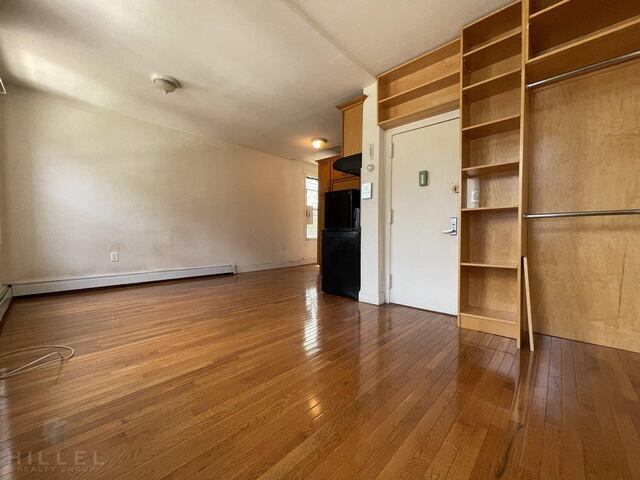 Studio at 820 Wyckoff Avenue