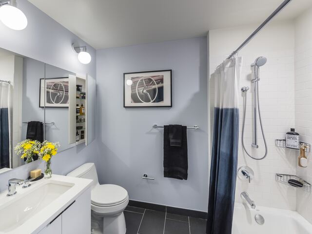 1-Bedroom at Hoyt and Horn