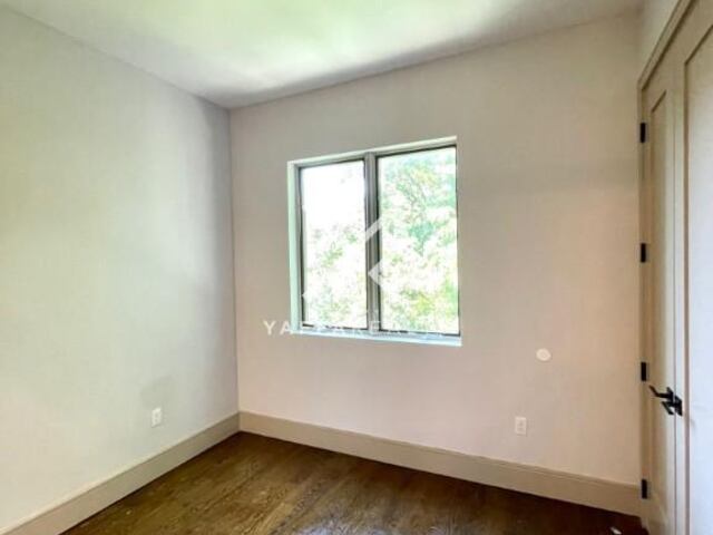 2-Bedroom at 847 Madison Street