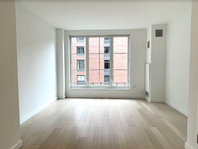 Studio at 535W43