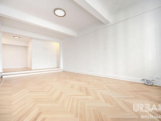3-Bedroom at 10 West 74th Street