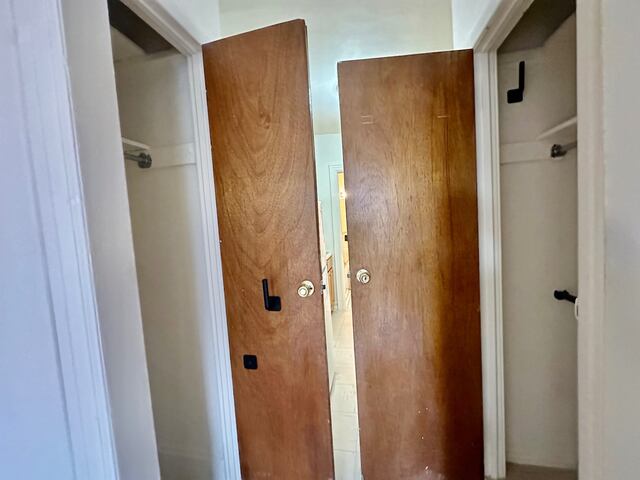 Studio at 1585 First Avenue