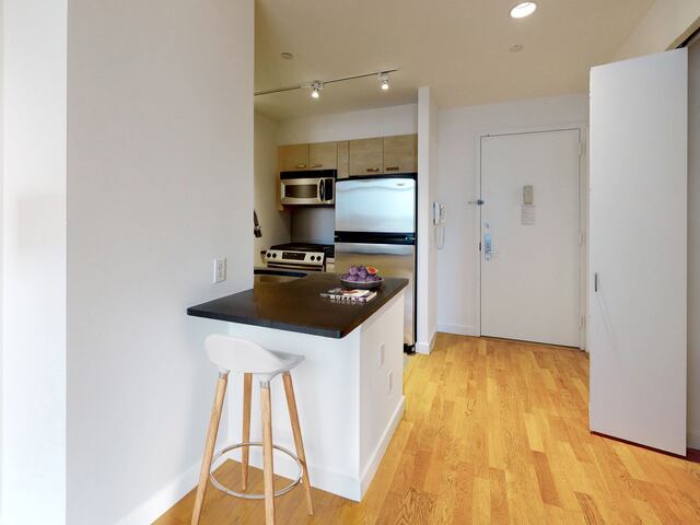 88 Leonard Street photo