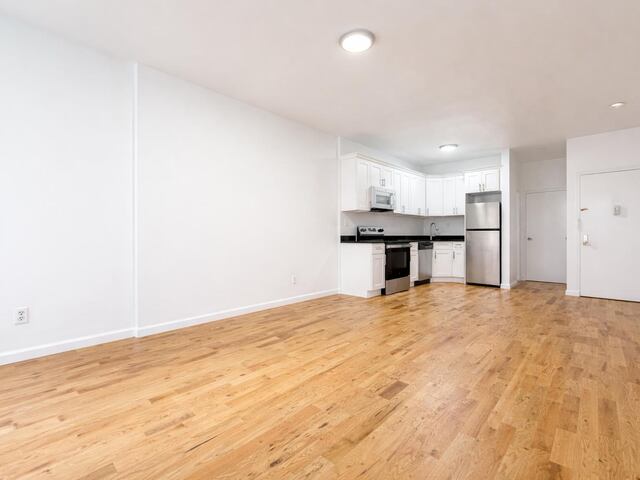 Studio at 346 West 52nd Street