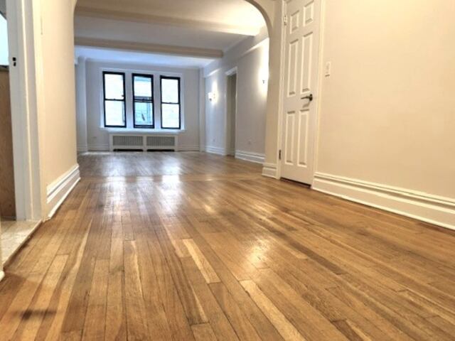 1-Bedroom at 405 East 54th Street