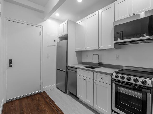 Studio at 24 Fifth Avenue