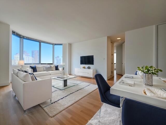 2-Bedroom at The Hamilton