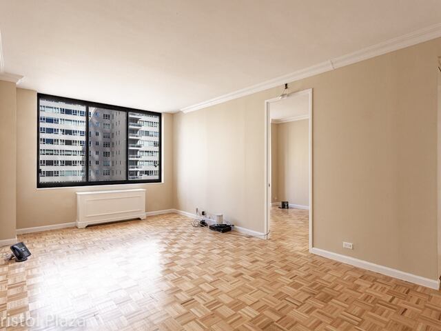 2-Bedroom at Bristol Plaza