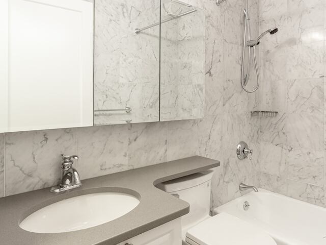 1-Bedroom at 30 Lincoln Plaza