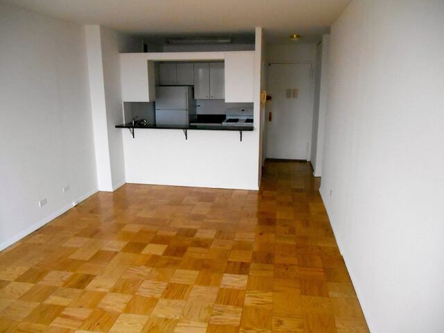 1-Bedroom at Wellesley