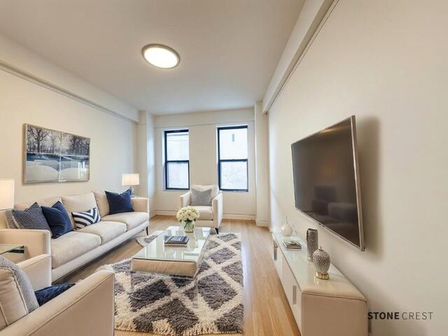 2-Bedroom at 290 Riverside Drive