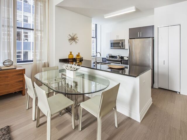 3-Bedroom at 70 Pine Street