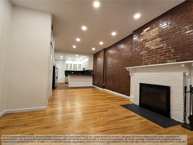 Studio at 119 Bank Street