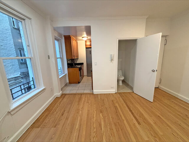 2-Bedroom at Manhattan East: 205 East 66th
