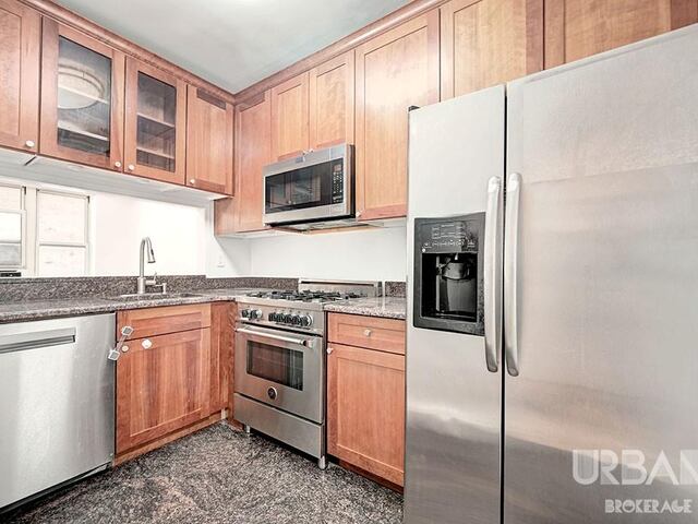 2-Bedroom at 10 West 74th Street
