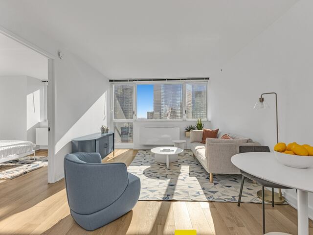 1-Bedroom at Linc LIC