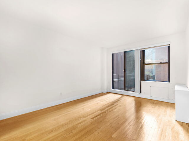 Studio at 655 Second Avenue
