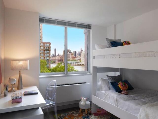 2-Bedroom at Manhattan Park (30 River Rd)
