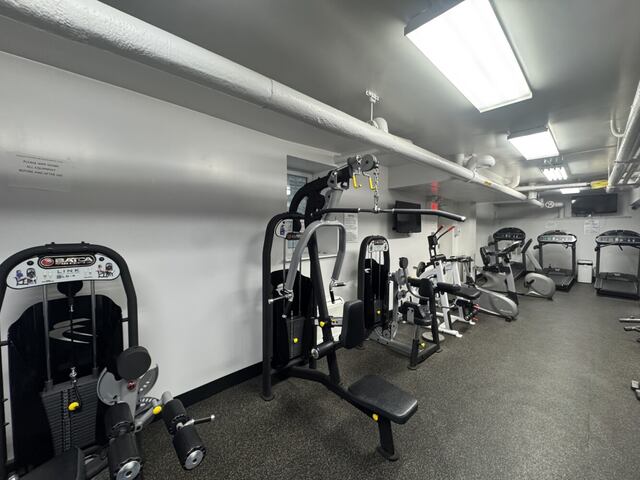 Studio at Manhattan East: 215 East 66th