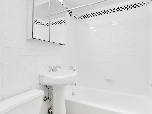 1-Bedroom at 426 West 49th Street
