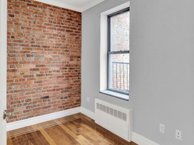 2-Bedroom at 1590 Lexington Avenue