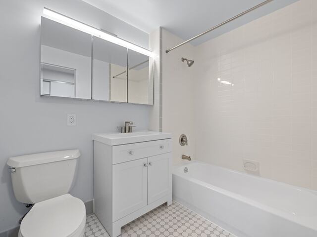 1-Bedroom at The Clinton