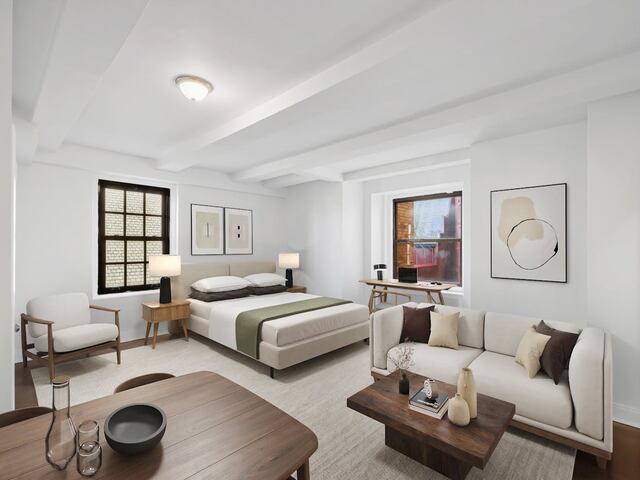 Studio at South Pierre (aka 160 West 71st)