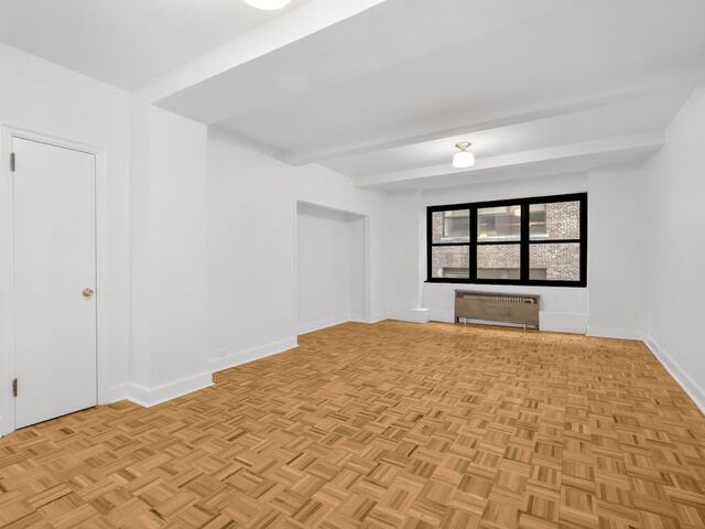 Studio at The Beaux Arts: 307 East 44th
