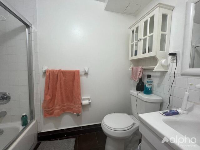 4-Bedroom at 161 East 107th Street
