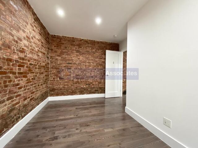 2-Bedroom at 3620 Broadway