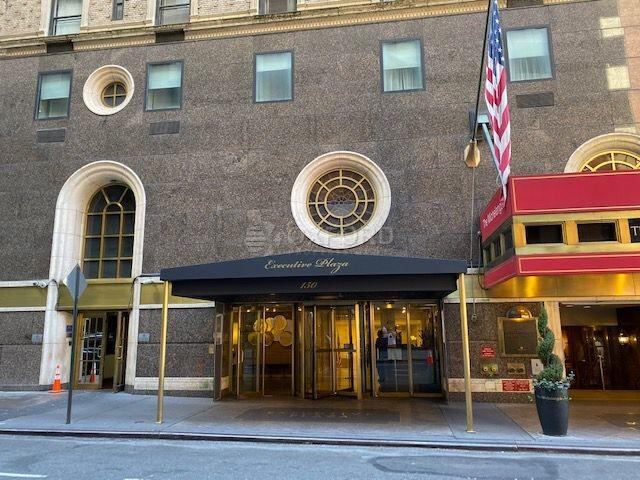 Studio at Executive Plaza