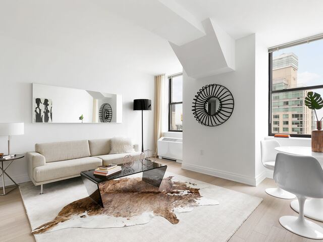 1-Bedroom at 70 Pine Street