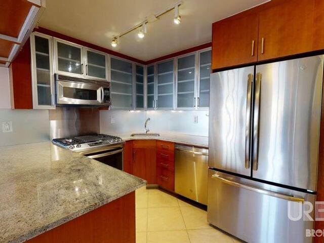 1-Bedroom at 10 West 74th Street