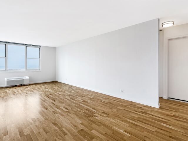 1-Bedroom at Gateway: 355 South End