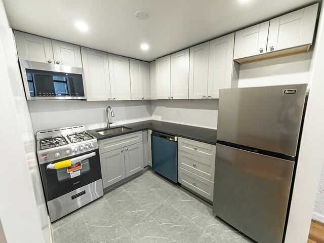 1-Bedroom at Delmonico's Building