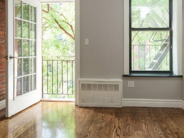 1-Bedroom at 521 East 5th Street