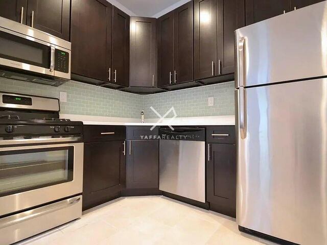 3-Bedroom at 1207 Myrtle Avenue