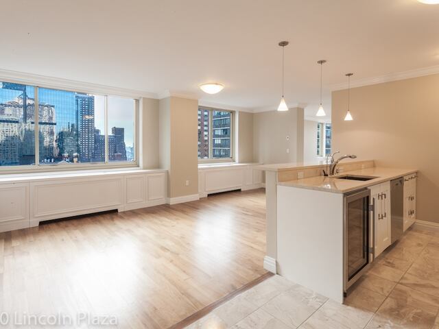3-Bedroom at 30 Lincoln Plaza