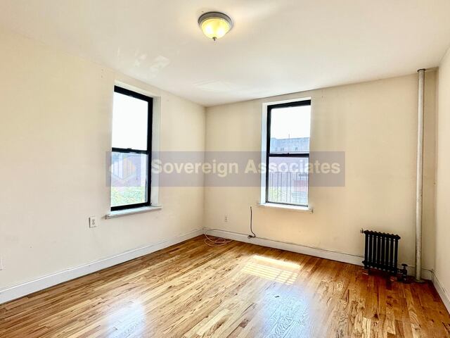 2-Bedroom at 1803 Riverside Drive