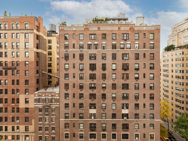 Studio at 24 Fifth Avenue