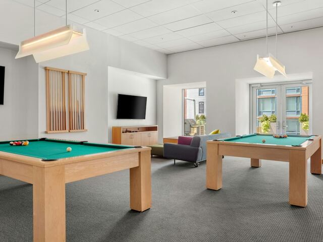 1-Bedroom at New York by Gehry