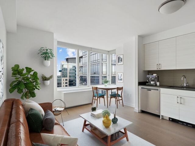 Studio at 1 North 4th Place