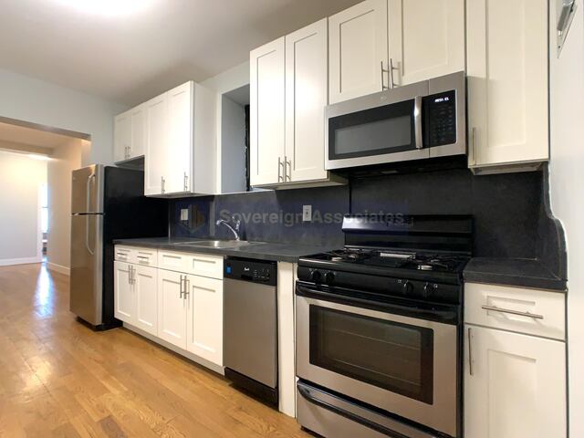 3-Bedroom at 12 Pinehurst Avenue