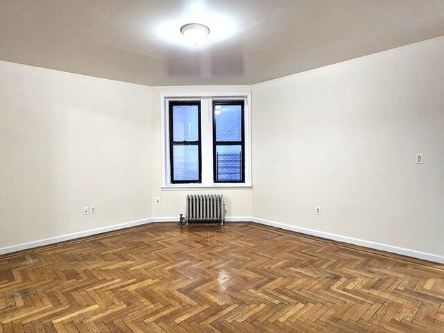 2-Bedroom at 400 Fort Washington Avenue